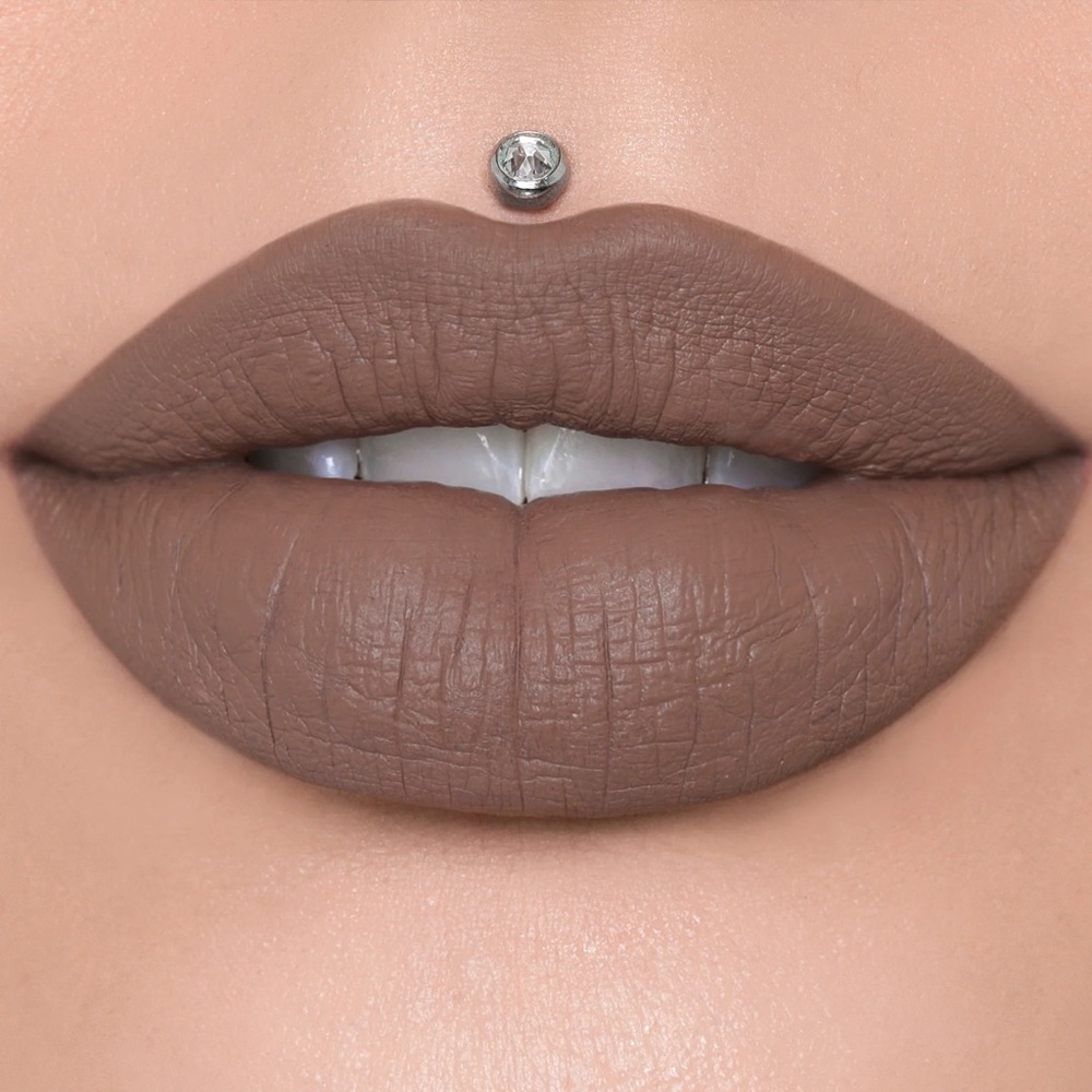 Jeffree Star Cosmetics Velour Liquid Lipstick Tea Bag